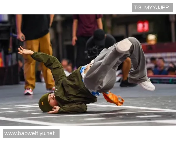 南京街舞队在全国运动街舞灵活性排行榜中荣获第八名展现实力与风采