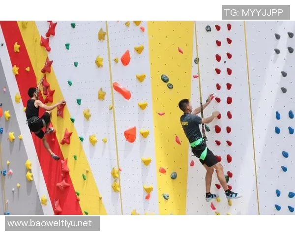 运动滑板精英赛中杭州攀岩队战术表现的深度分析与点评 运动滑板精英赛中杭州攀岩队战术表现的深度分析与点评