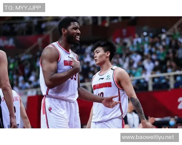 运动数据南京篮球队精英赛精彩配合分析展现团队默契与战术执行力